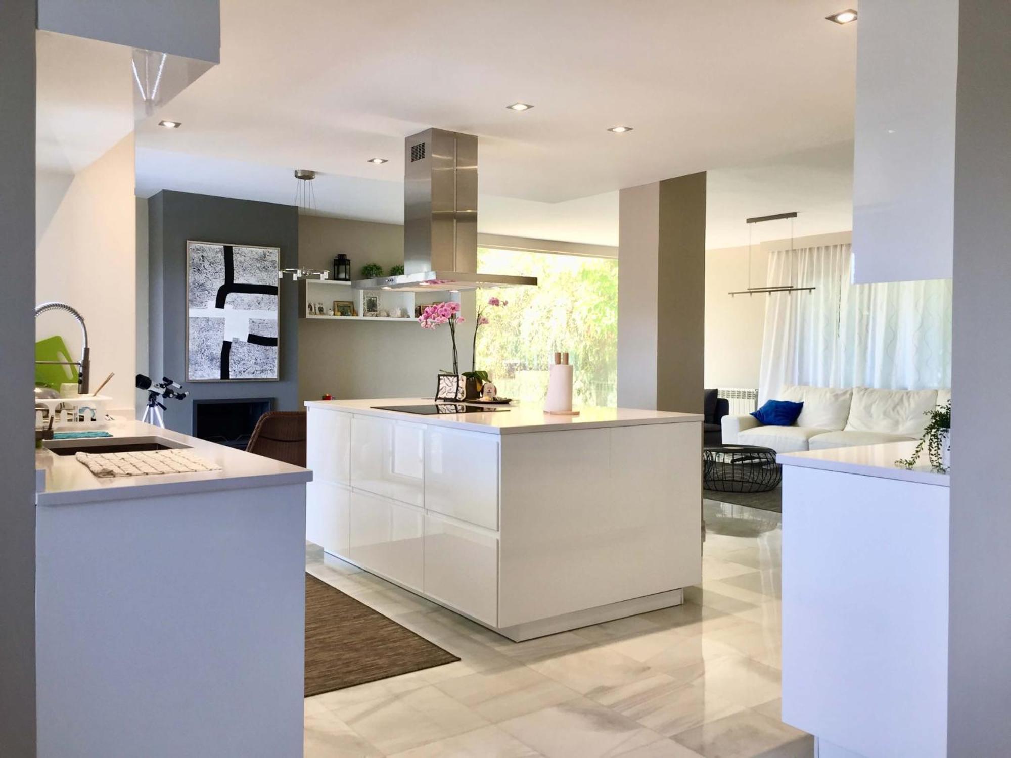 Carmen, With Private Pool Villa Marbella